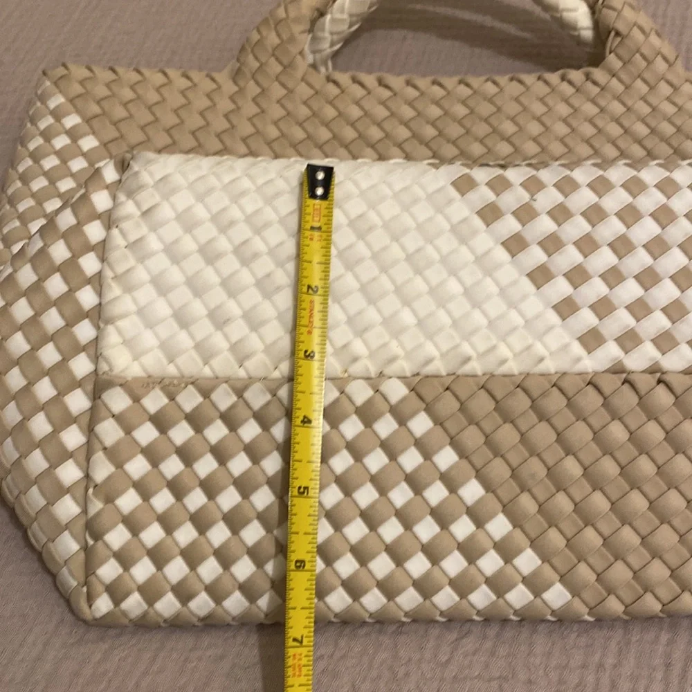 NAGHEDI Elegant Woven Tote Bag - Cream and Tan - Picture 6 of 13